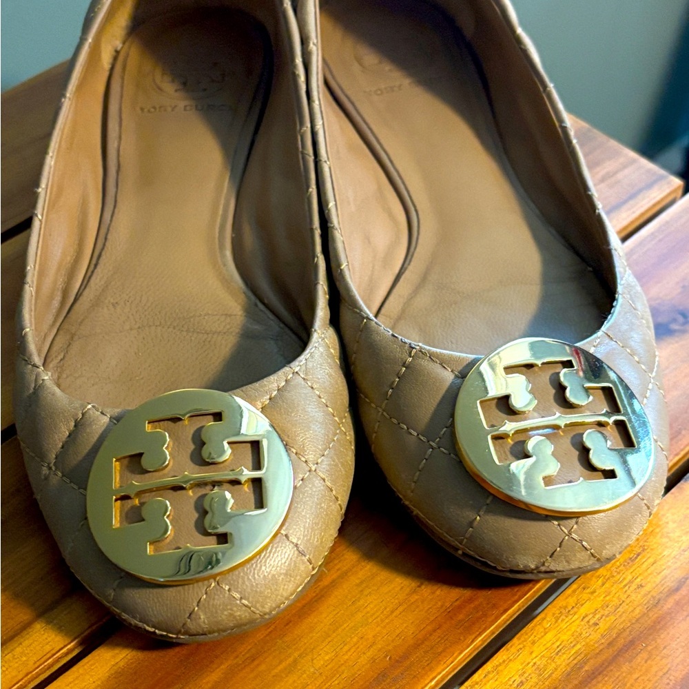 Vintage Tory Burch Quilted Taupe Leather Flats with Gold Logo Medallions